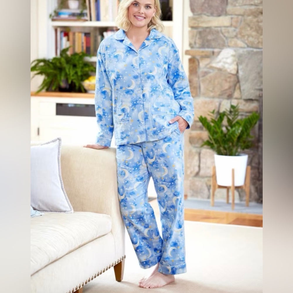 Lanz of Salzburg Sleeping Moon & Stars Flannel Pajama Shirt and Pants Set Small